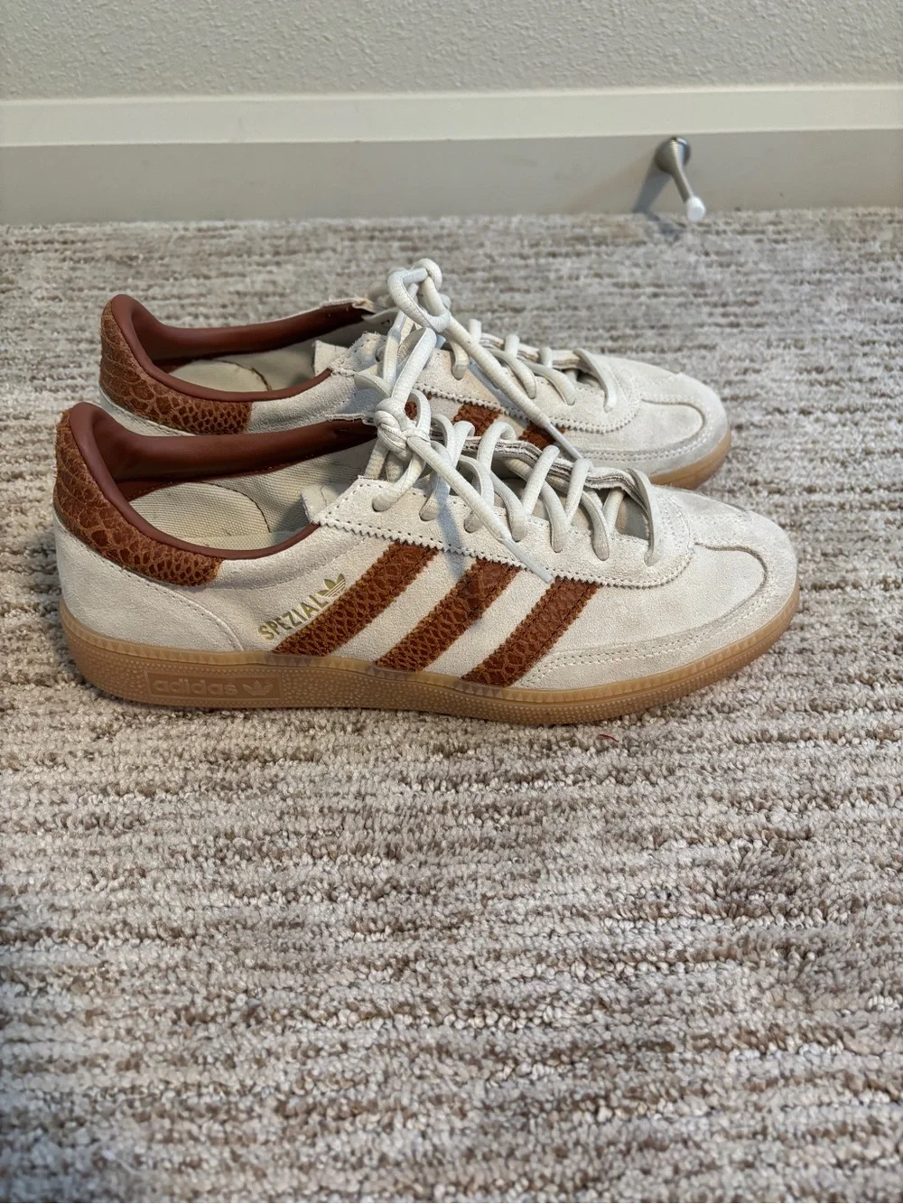 adidas Handball Spezial Suede Sneakers